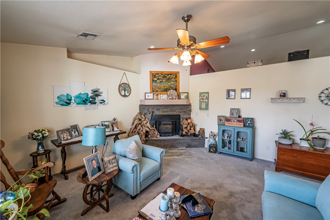 3665 N Harvard Street