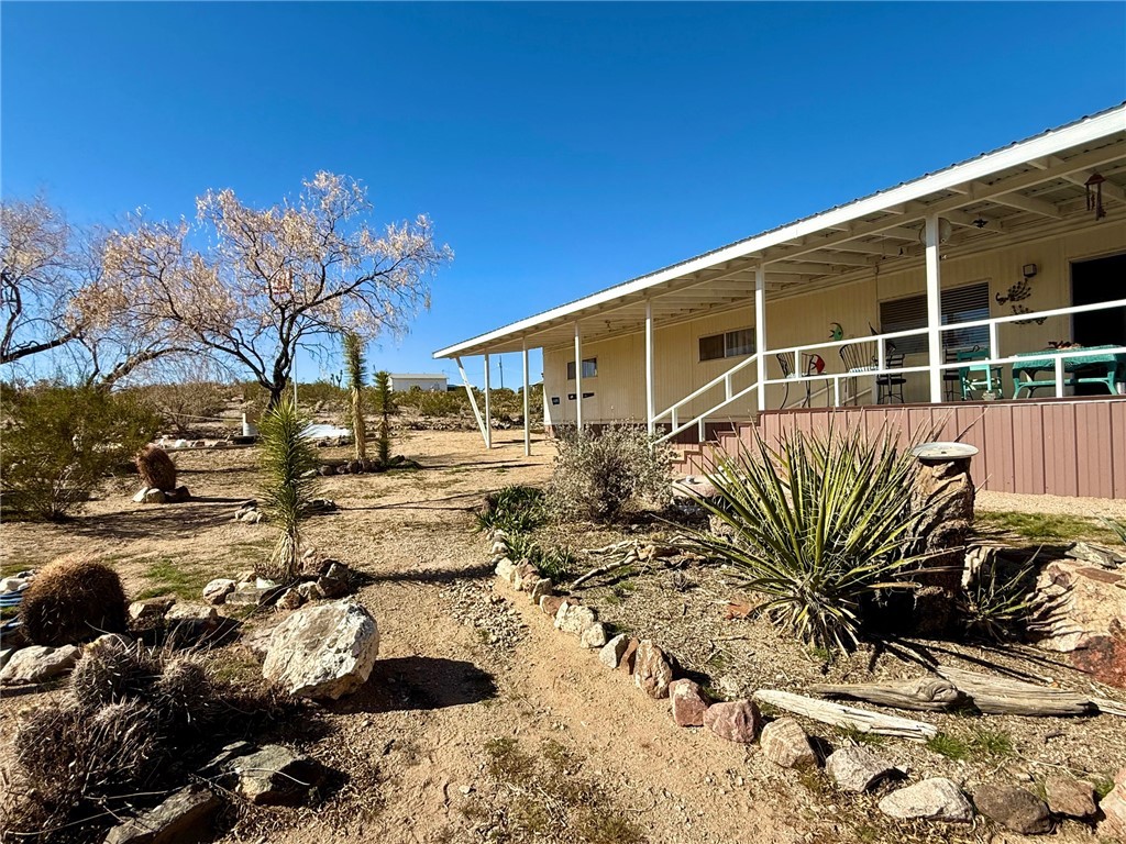 435 W Meadview Boulevard