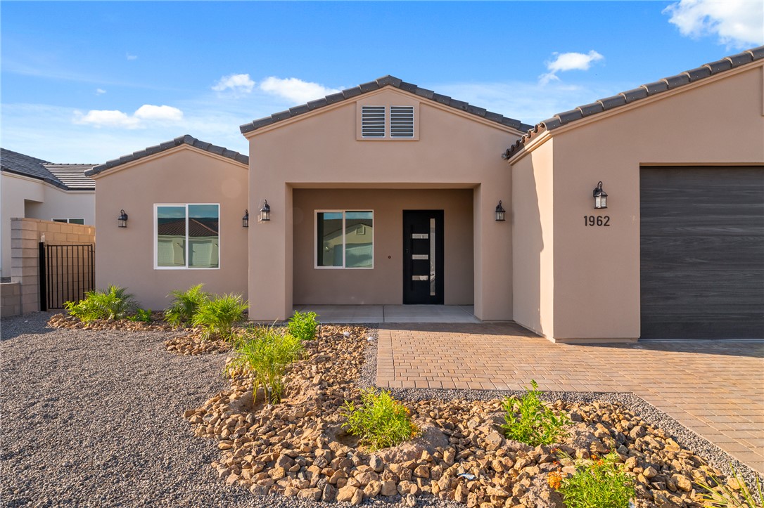 1962 E Via San Marino