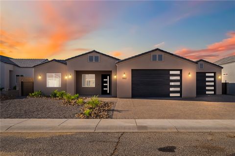 1962 E Via San Marino Fort Mohave AZ 86426