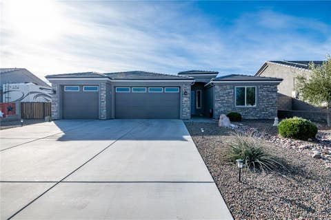 Featured picture for the property 009765