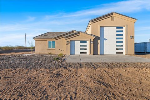 4670 W Chino Drive Golden Valley AZ 86413