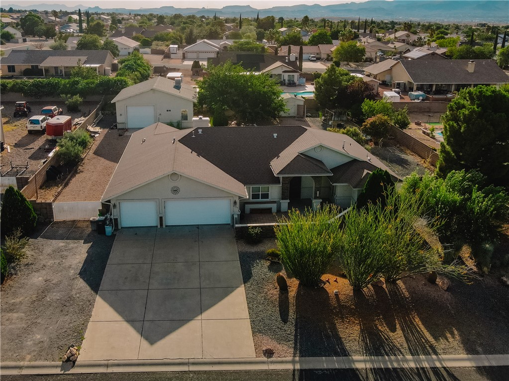 2575 Triangle S Street