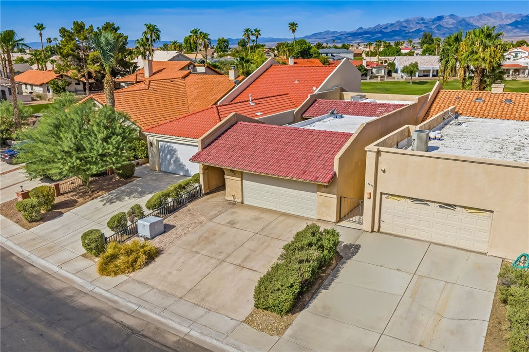 2843 Country Club Drive