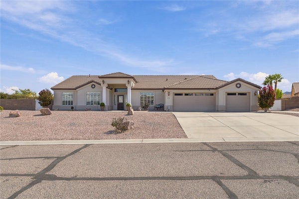 4104 QUARTER CIRCLE WAY, KINGMAN, AZ 86401 - Image ca2ffb060b61eb040367b9edf8df6723/3054298759