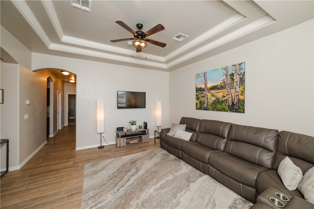 3561 N Lomita Street