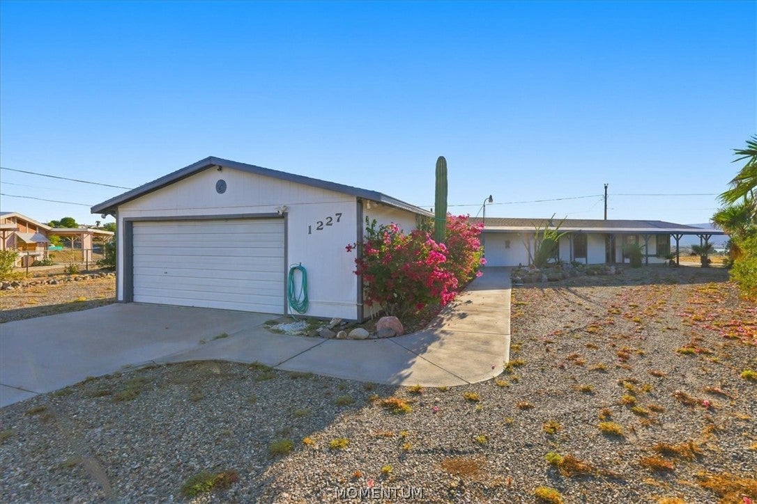 1227 Escalera Place