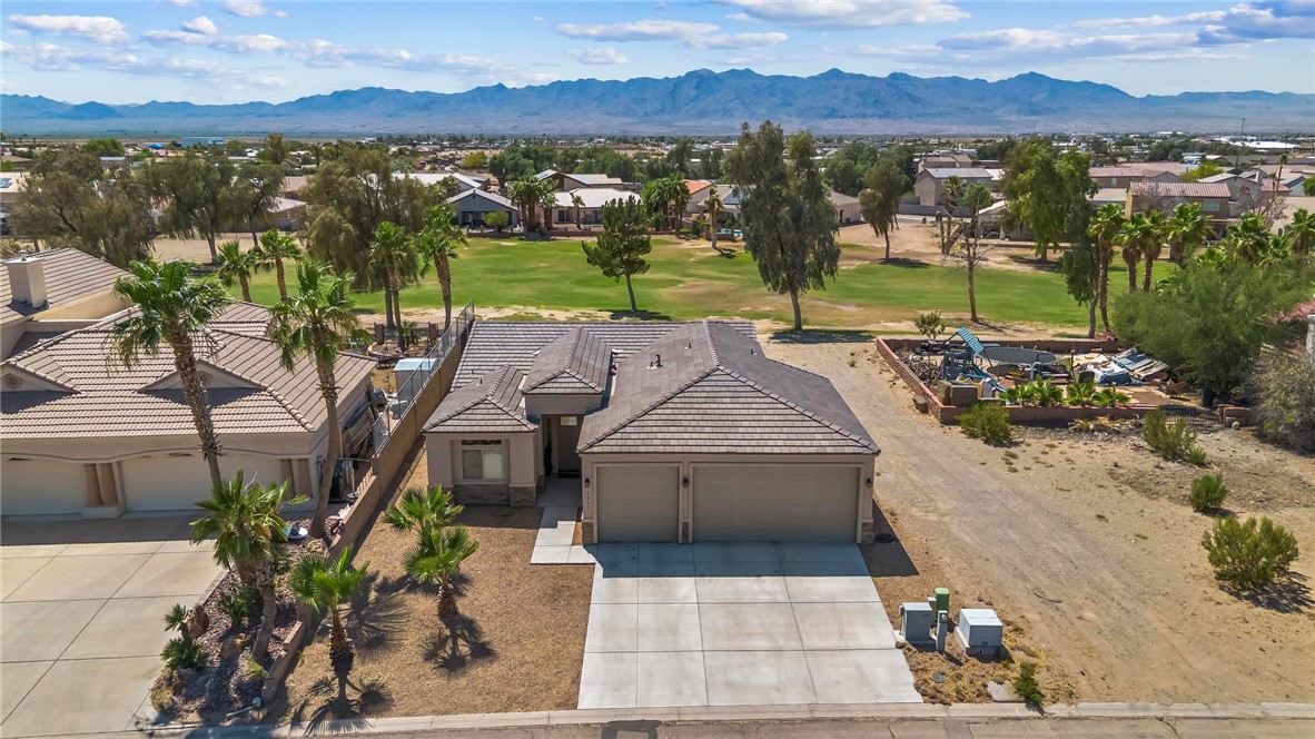 5643 S Desert Lakes Drive