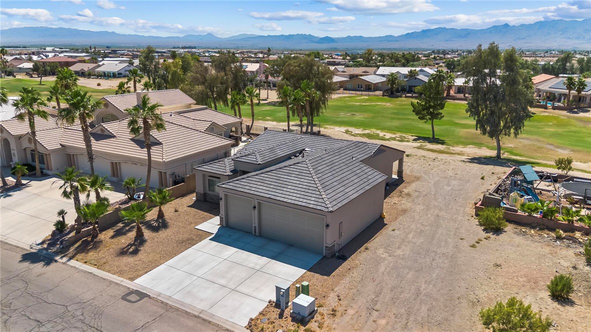 5643 S Desert Lakes Drive