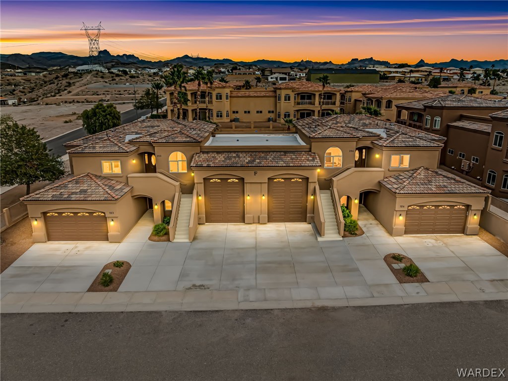 890 Florence Avenue 203