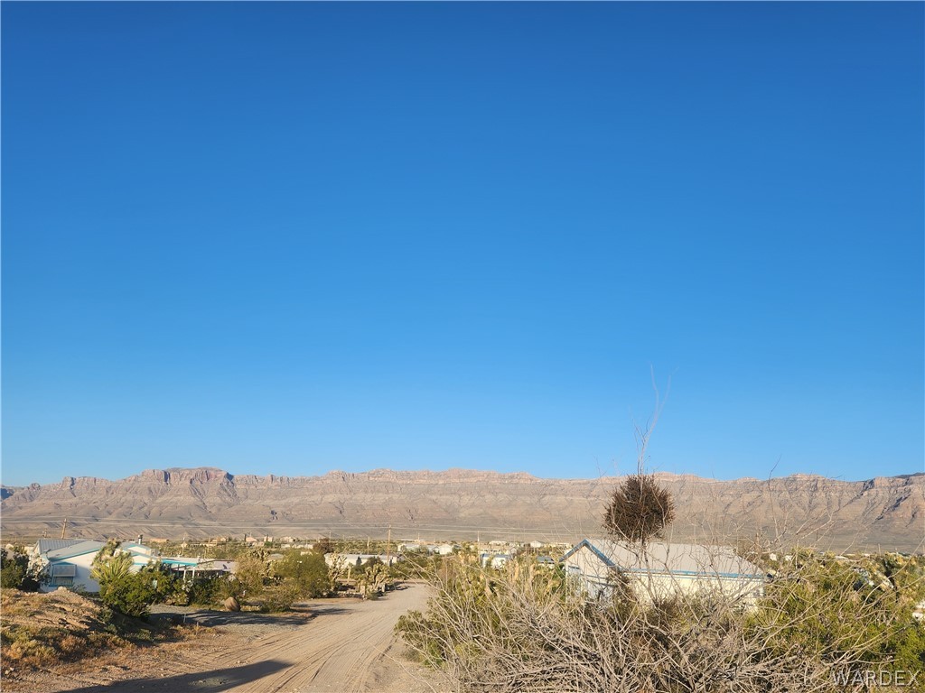 120 W Phantom Creek Lane