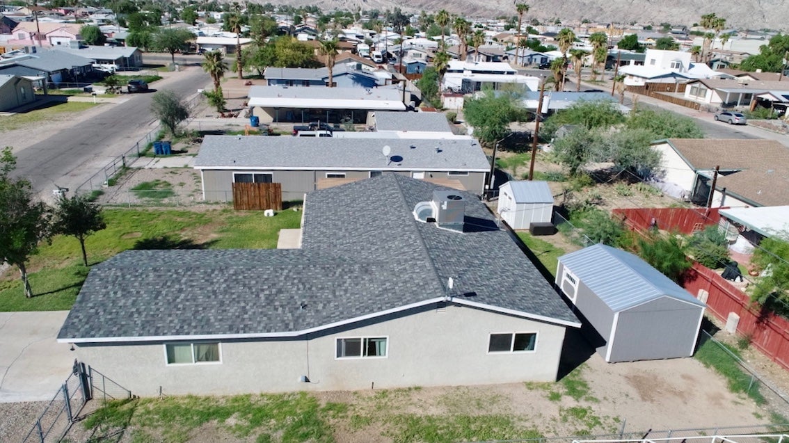 659 Honeysuckle Road