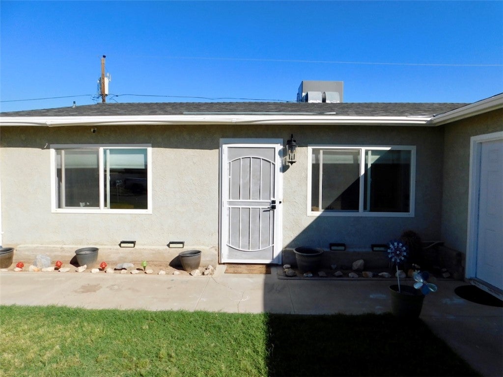 659 Honeysuckle Road