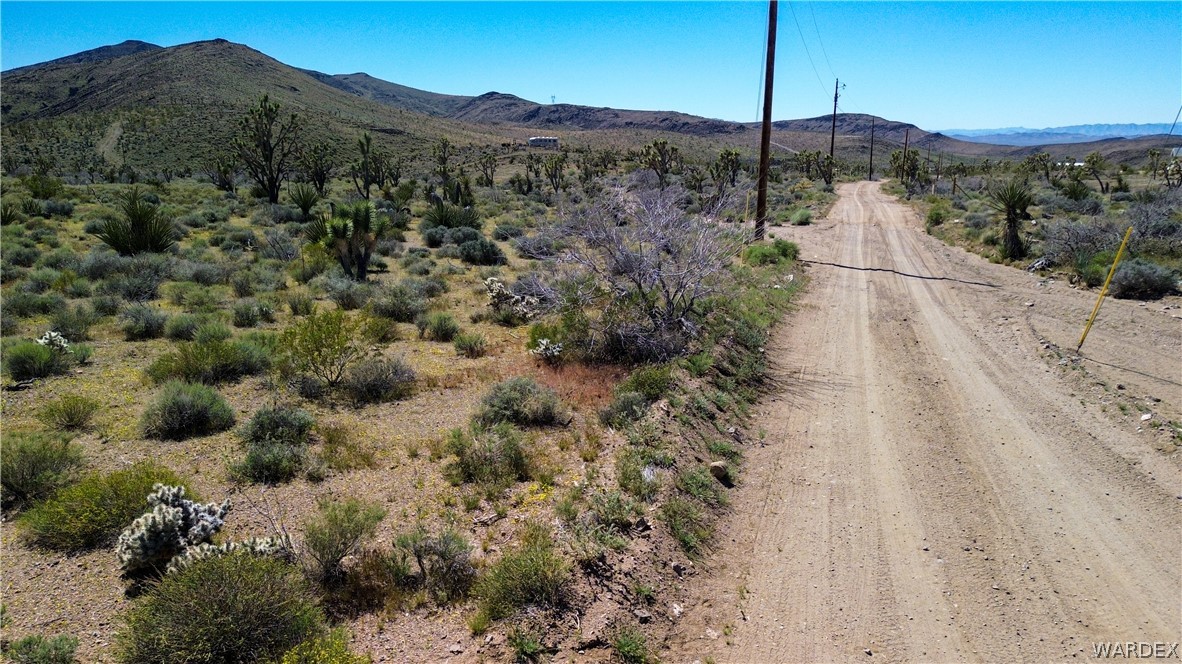 329-08-242 W INYO Drive