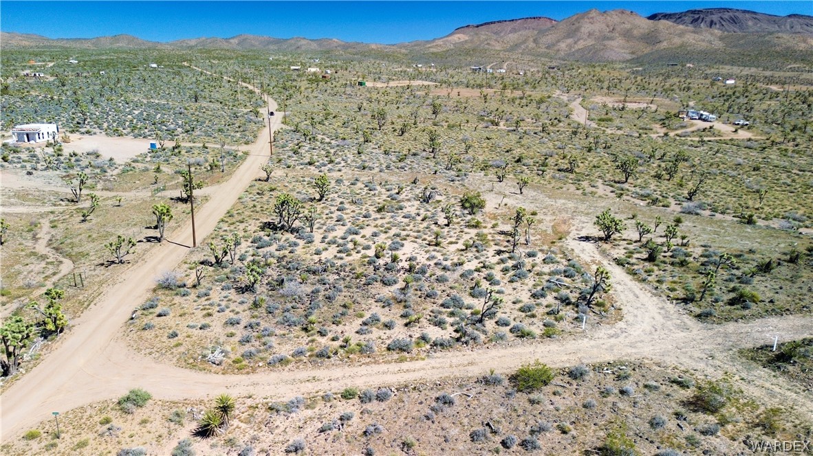 329-08-242 W INYO Drive