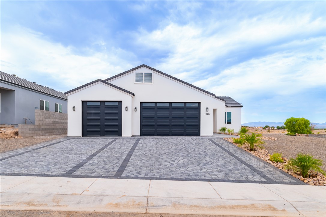 1946 E Via San Marino