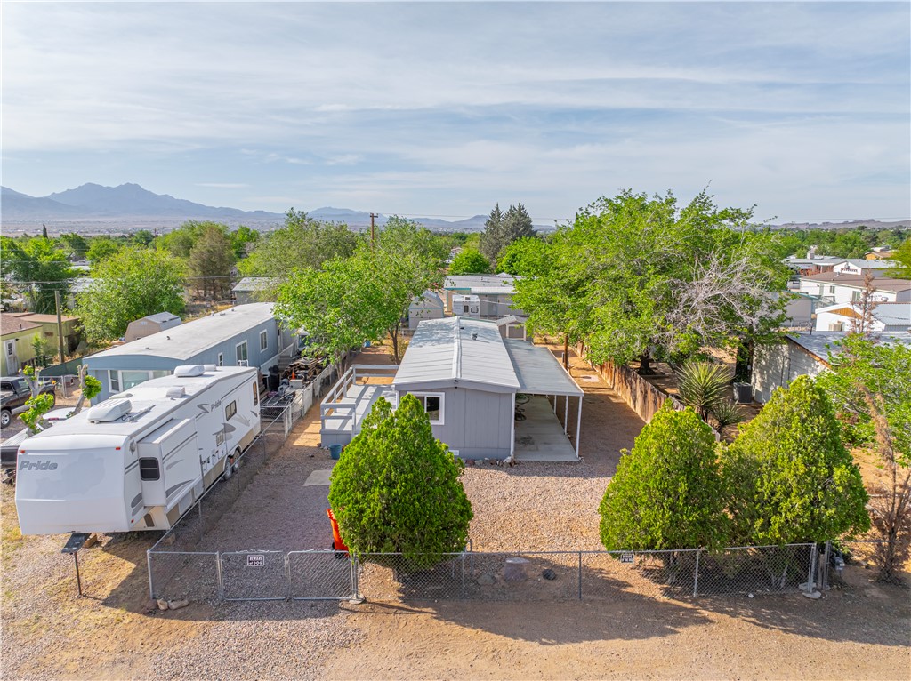 2490 E Suffock Avenue