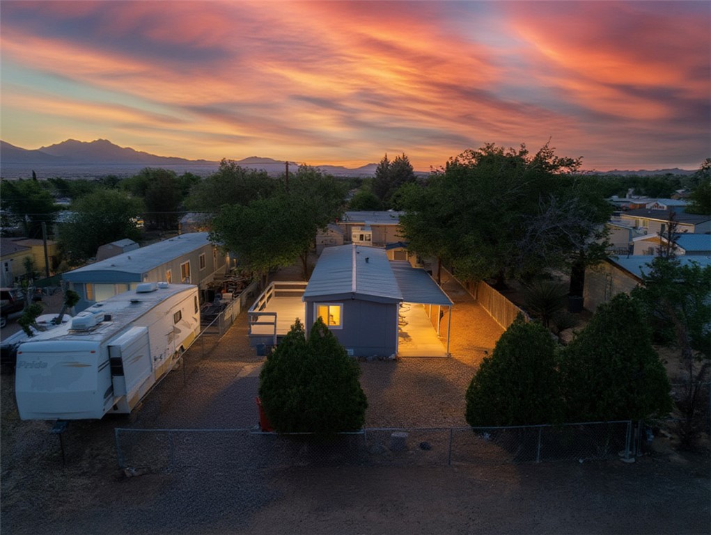 2490 E Suffock Avenue