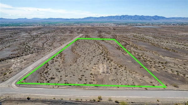 6119 S BRADLEY DR, MOHAVE VALLEY, AZ 86440 - Image d2d97e9b6e939cc8be4923357de1bbeb/1458642971