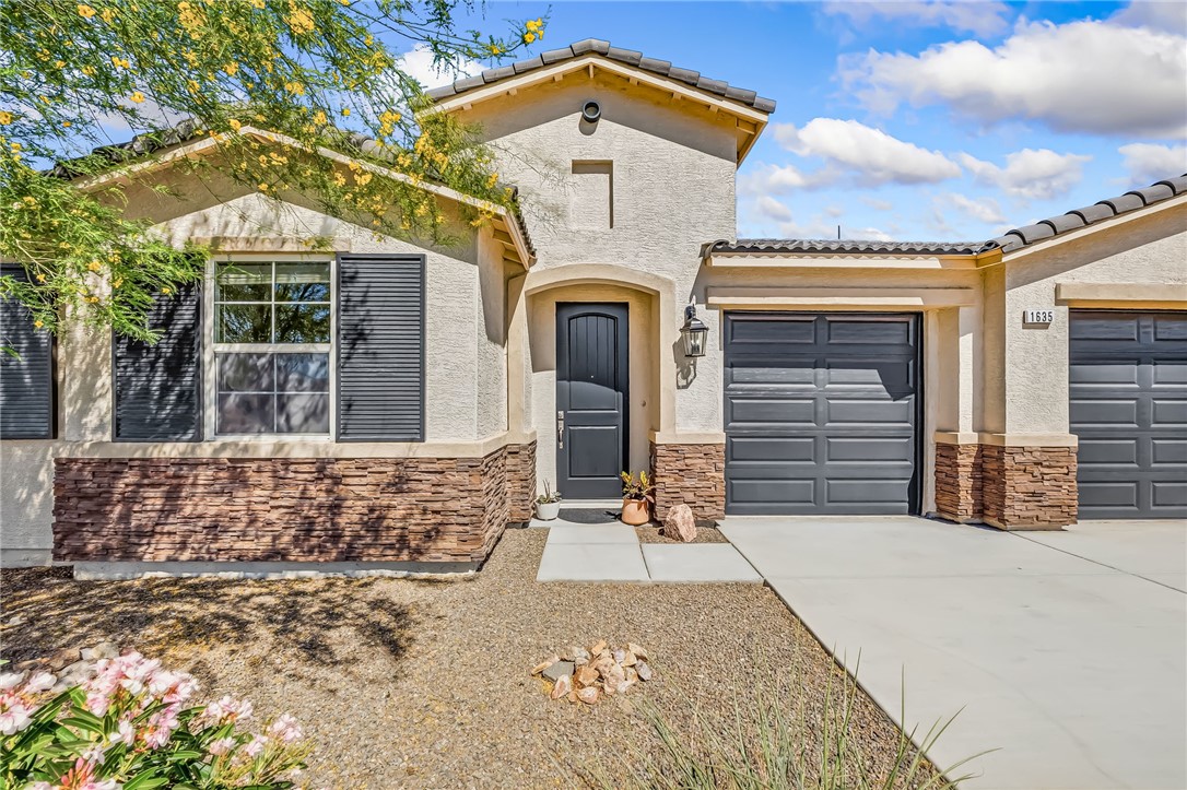 1635 Dianne Drive