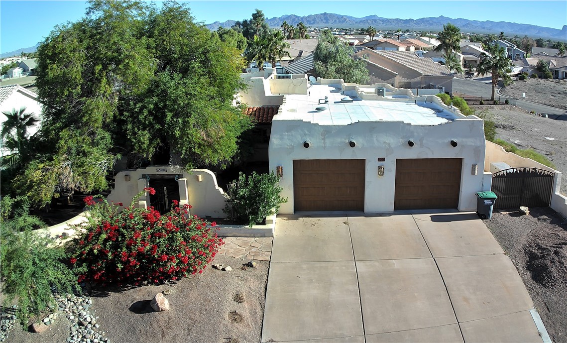 5900 S Desert Lakes Drive