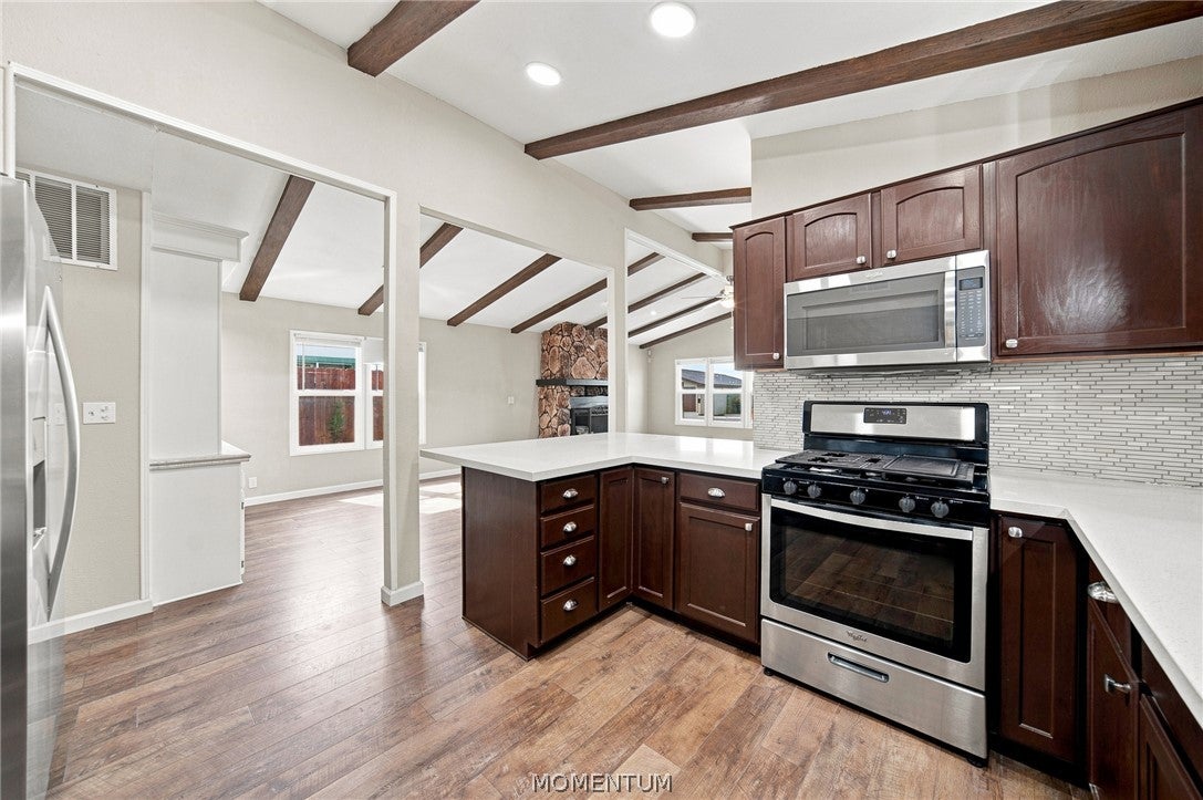 2403 Castle Rock Circle
