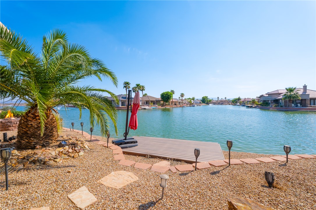 10715 S Blue Water Bay