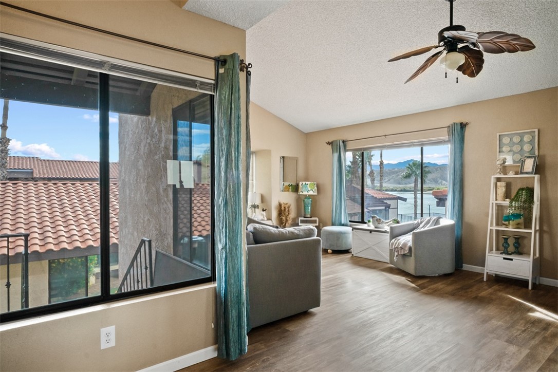 201 Riverfront Drive 17