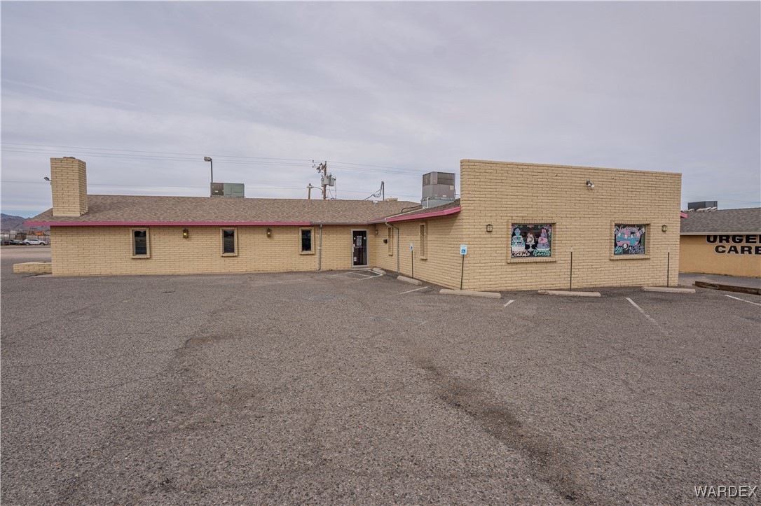 1455 E Northern Avenue