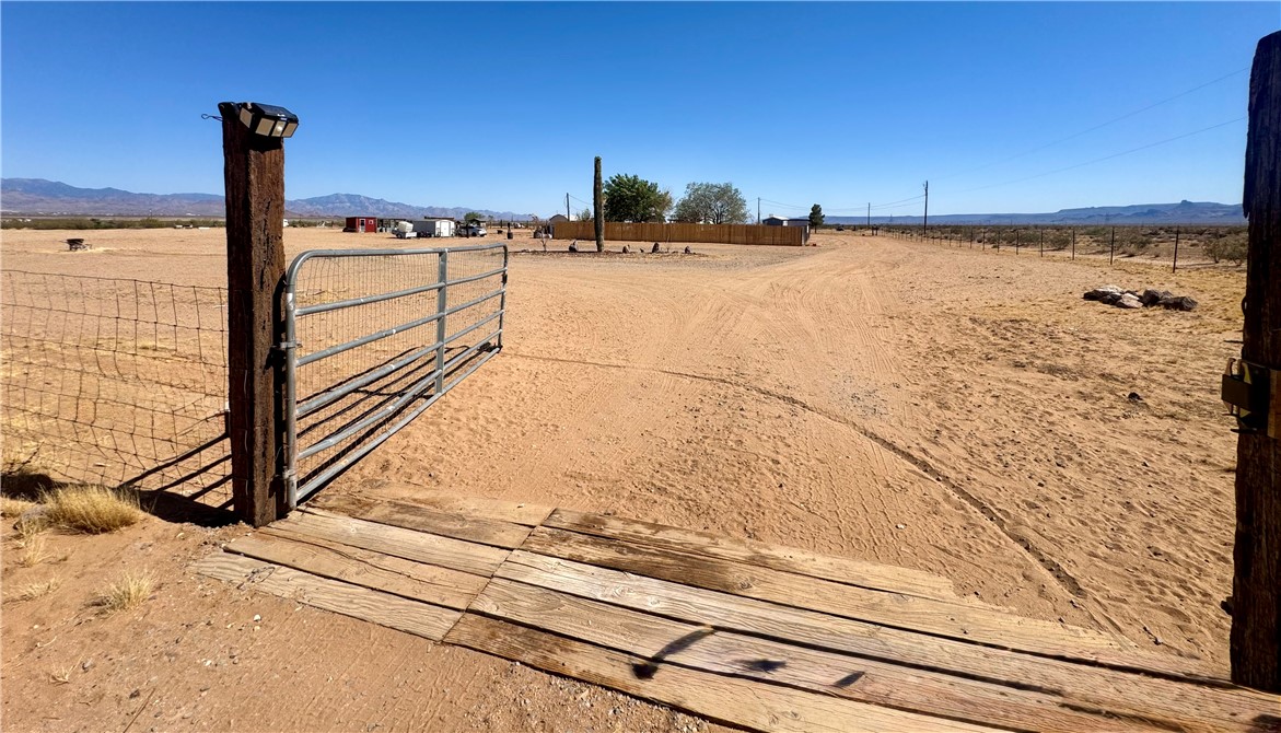 5610 W Unkar Drive