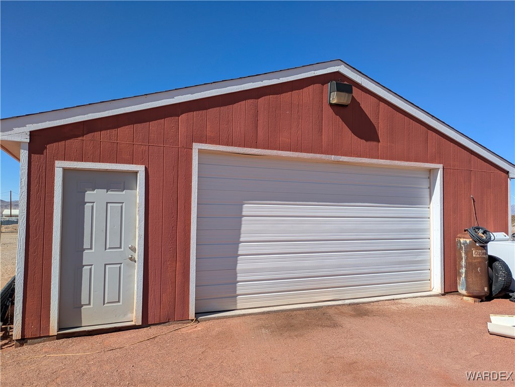 21487 N Hitching Post Drive