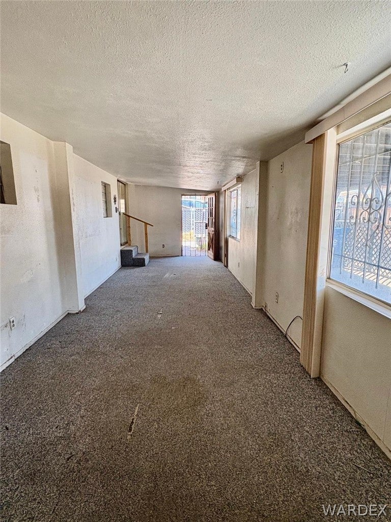 261 Long Avenue