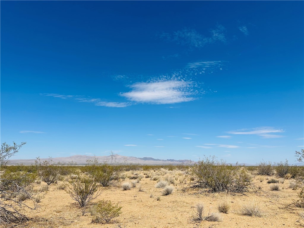 00 N Del Norte Drive