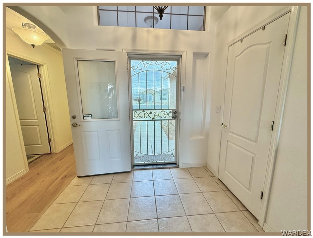 2739 Pasadena Avenue