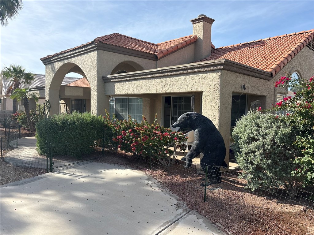 2065 E LOS LAGOS DRIVE