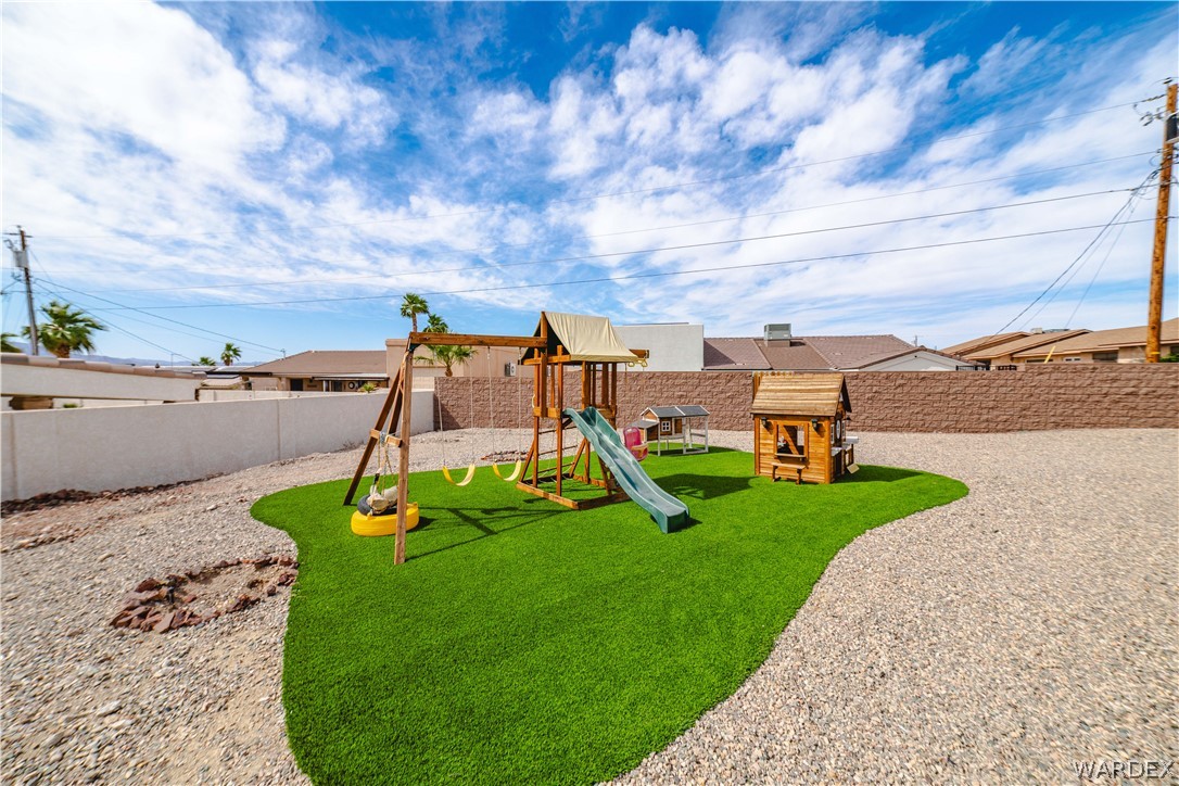 Lake Havasu, Arizona, 86404, United States, 3 Bedrooms Bedrooms, ,4 BathroomsBathrooms,Residential,Active,2041816