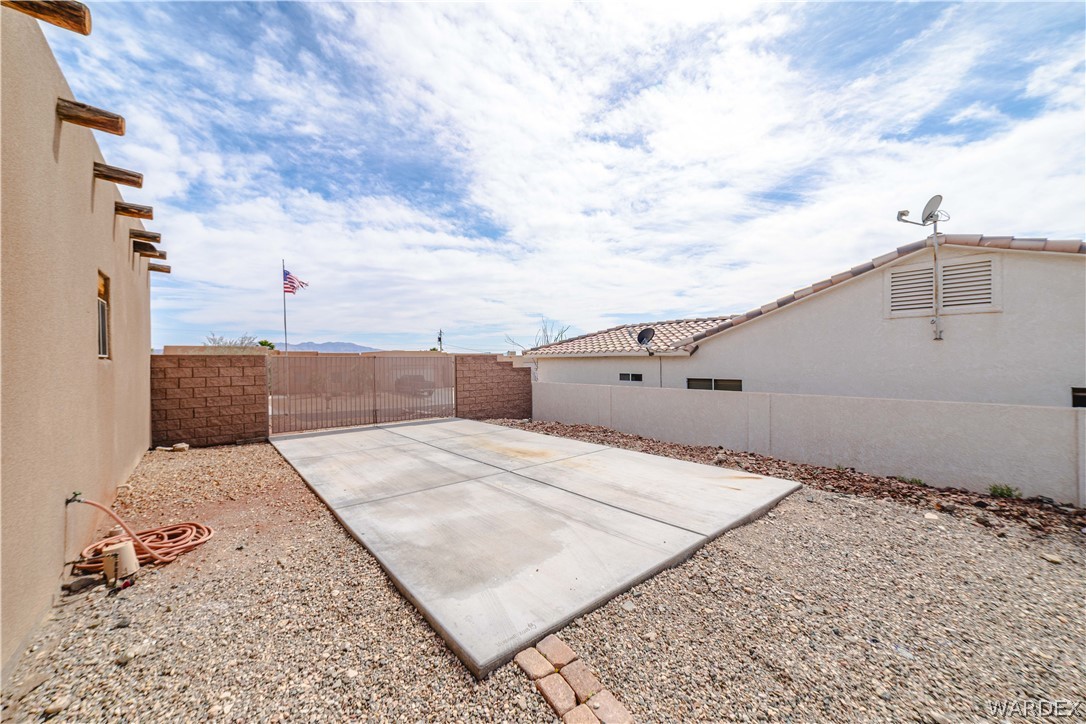 Lake Havasu, Arizona, 86404, United States, 3 Bedrooms Bedrooms, ,4 BathroomsBathrooms,Residential,Active,2041816