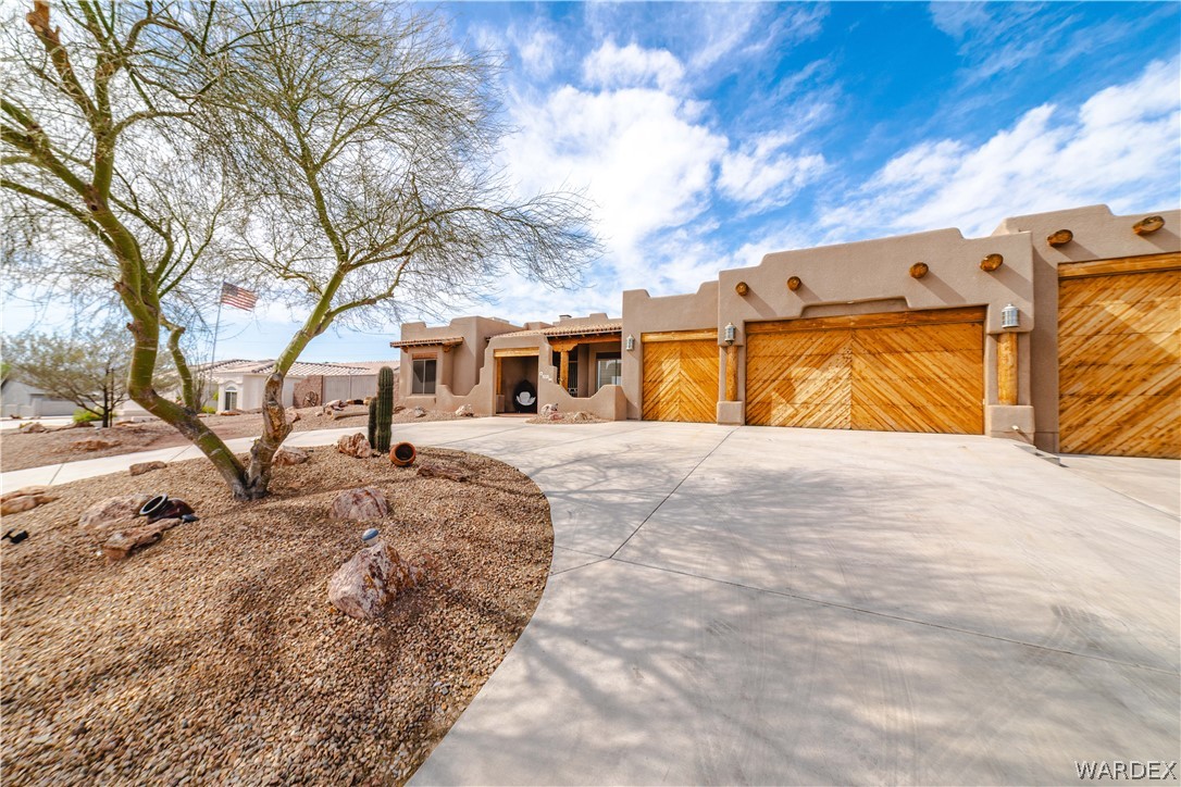 Lake Havasu, Arizona, 86404, United States, 3 Bedrooms Bedrooms, ,4 BathroomsBathrooms,Residential,Active,2041816