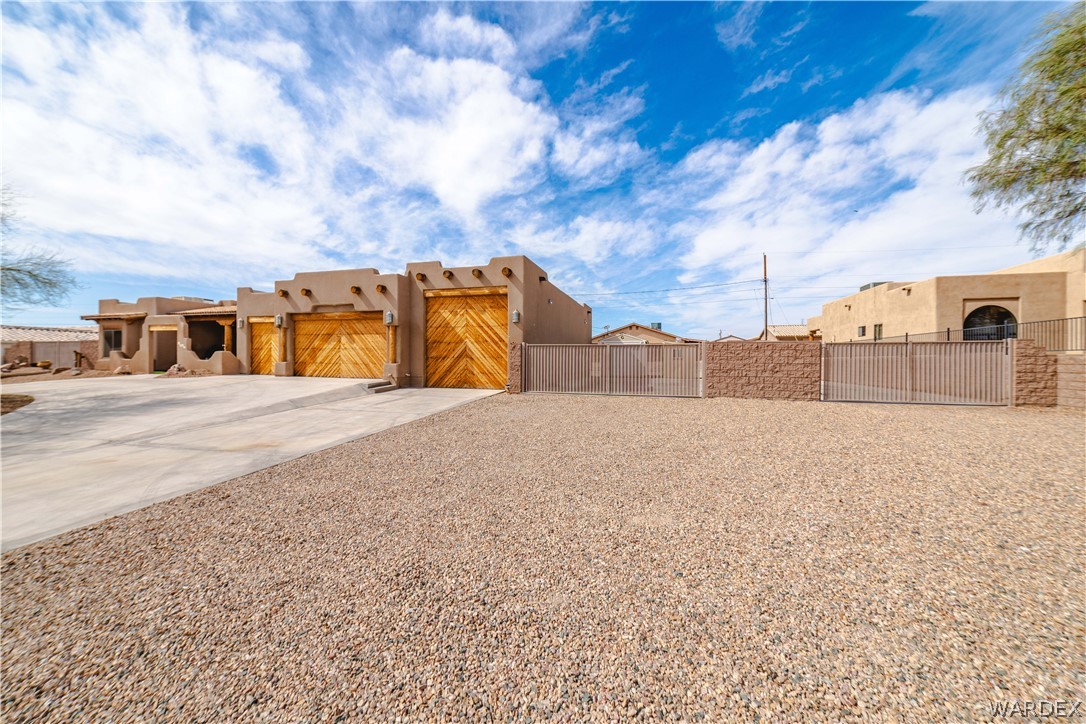 Lake Havasu, Arizona, 86404, United States, 3 Bedrooms Bedrooms, ,4 BathroomsBathrooms,Residential,Active,2041816