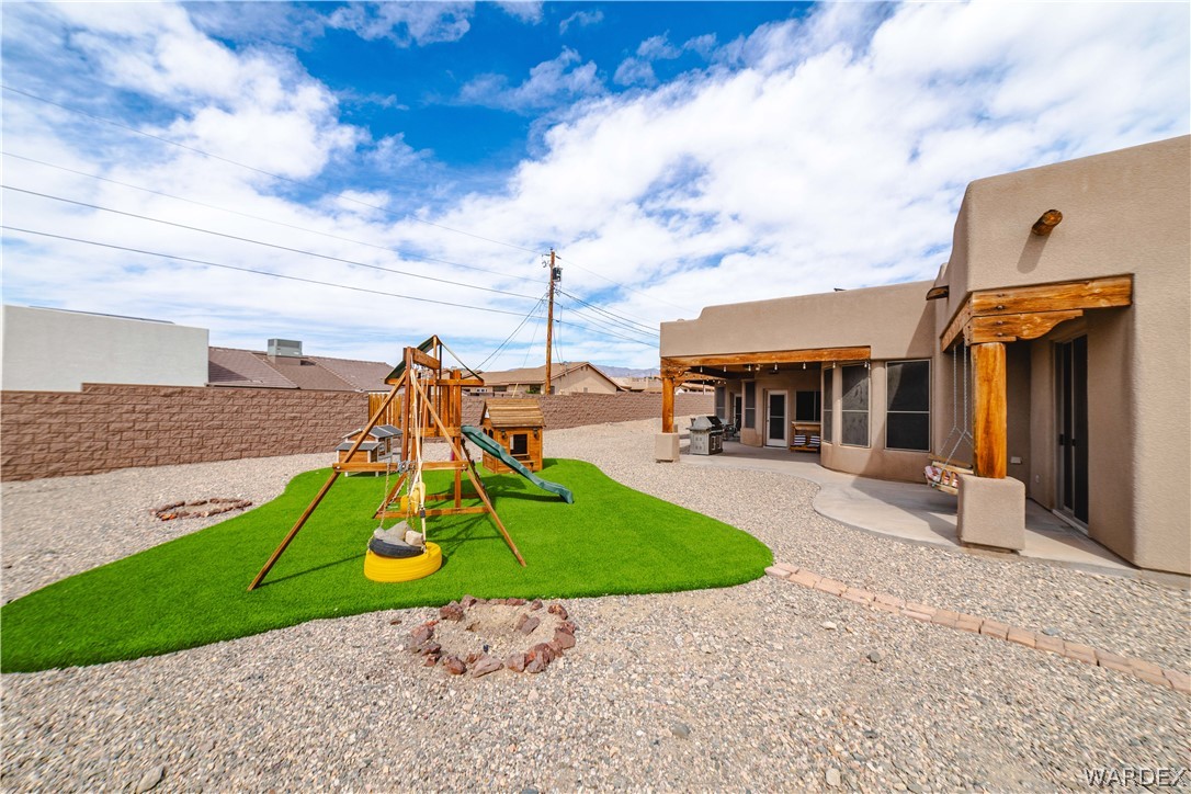 Lake Havasu, Arizona, 86404, United States, 3 Bedrooms Bedrooms, ,4 BathroomsBathrooms,Residential,Active,2041816