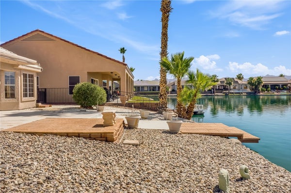 6102 S LOS LAGOS CIR, FORT MOHAVE, AZ 86426 - Image e4e4f7f224039ff4f09208761f93bfba/1806611213