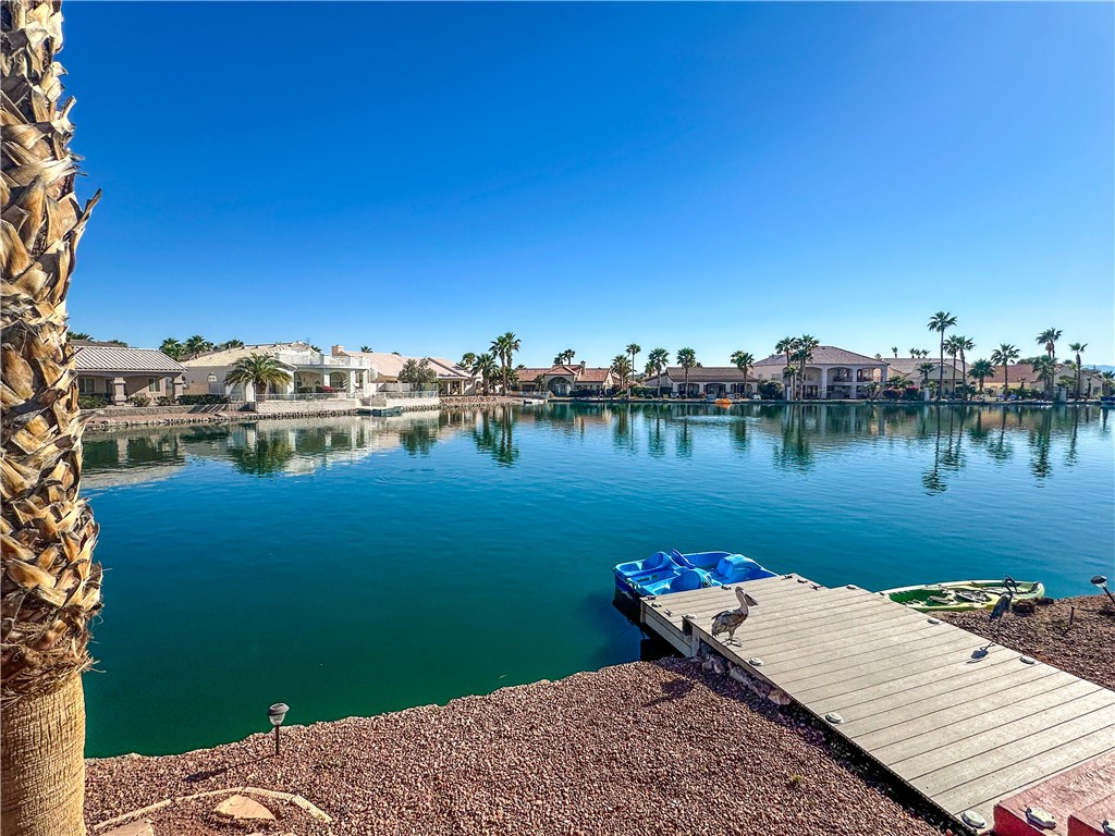 2068 E Lago Grande Bay