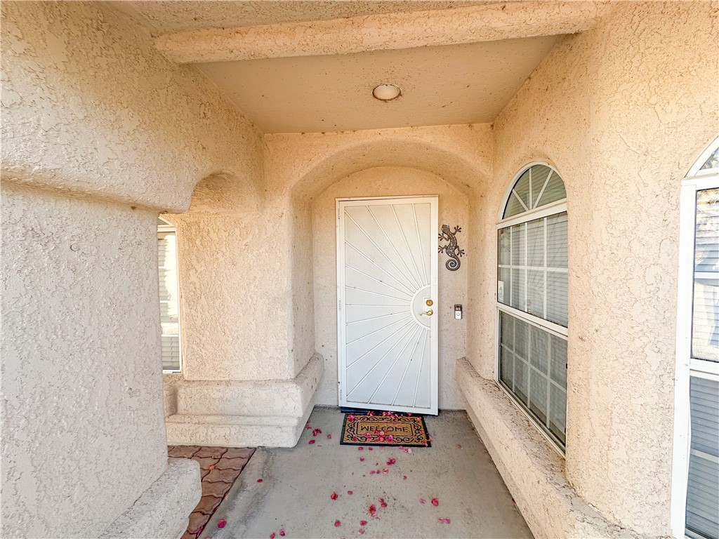 2068 E Lago Grande Bay