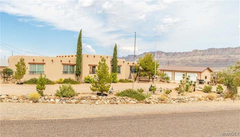 Featured picture for the property 995916