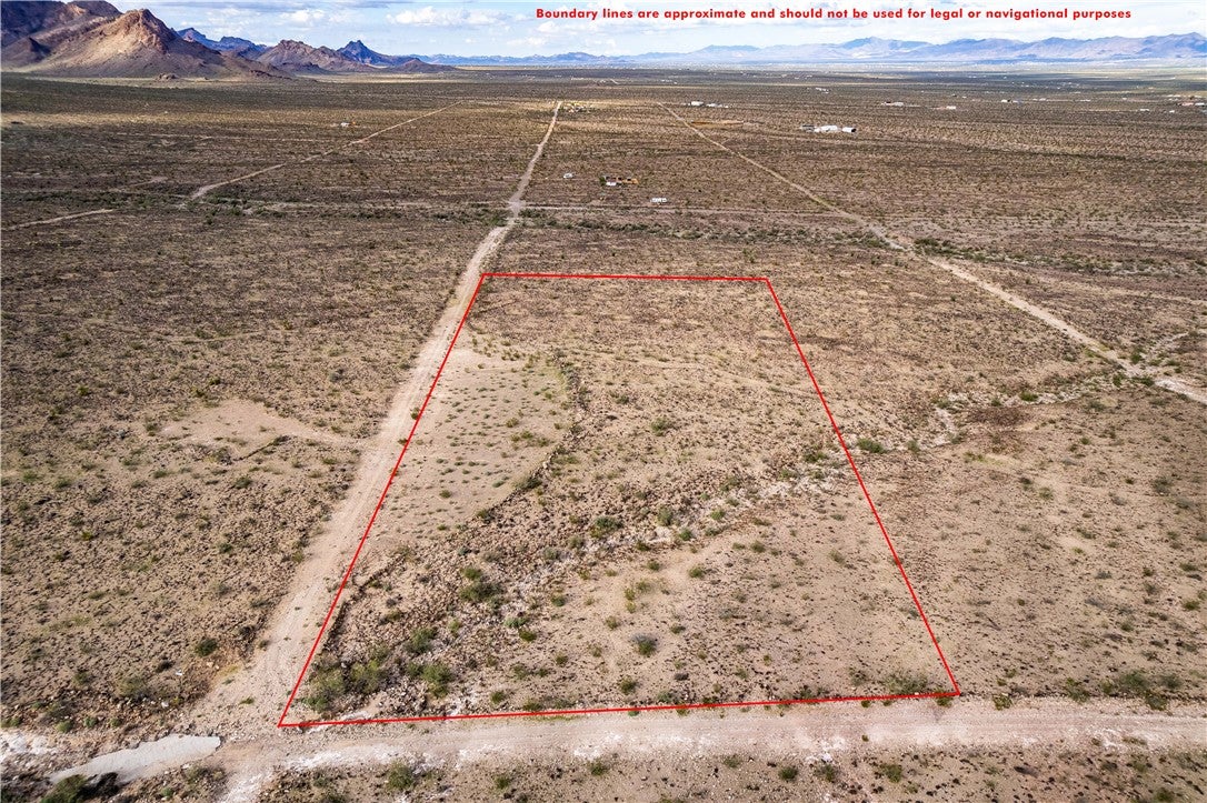 209-19-070 W YAQUI Drive