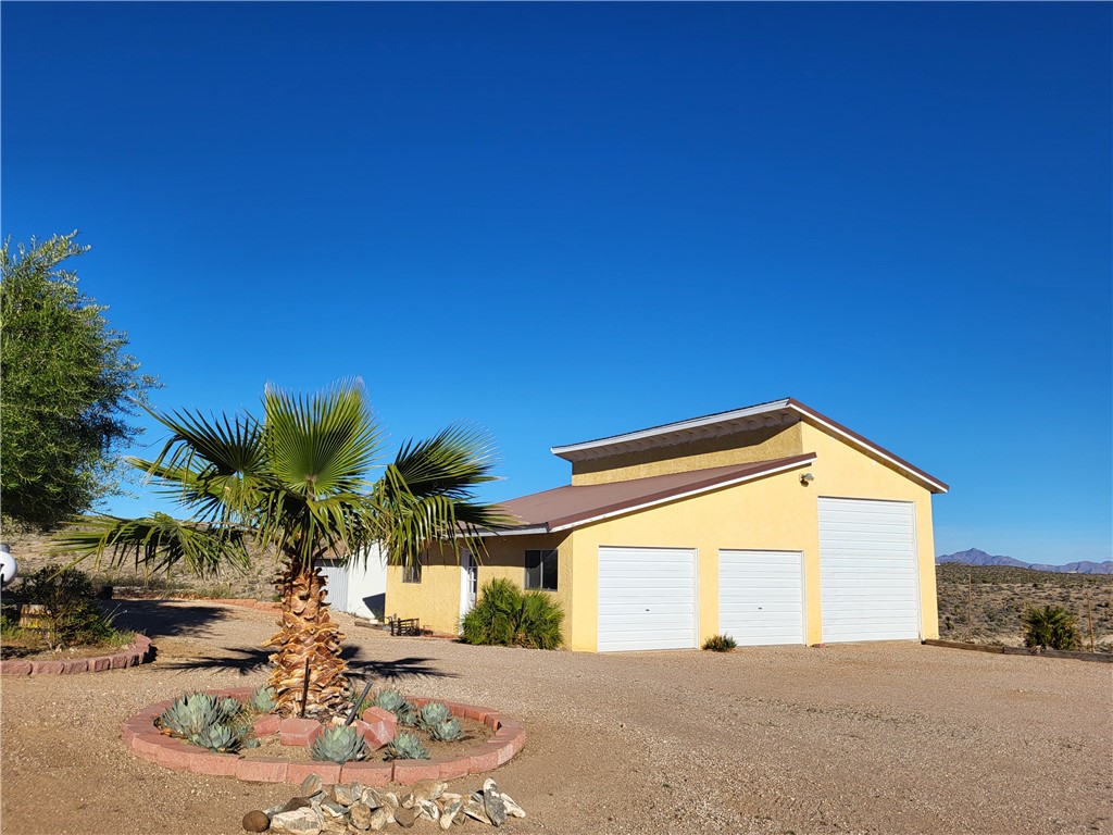 1441 W Overton Drive