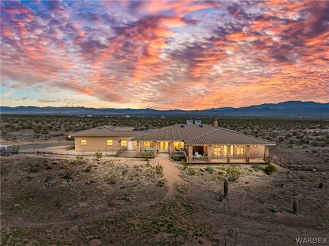 5680 S Pima Road Golden Valley AZ 86413