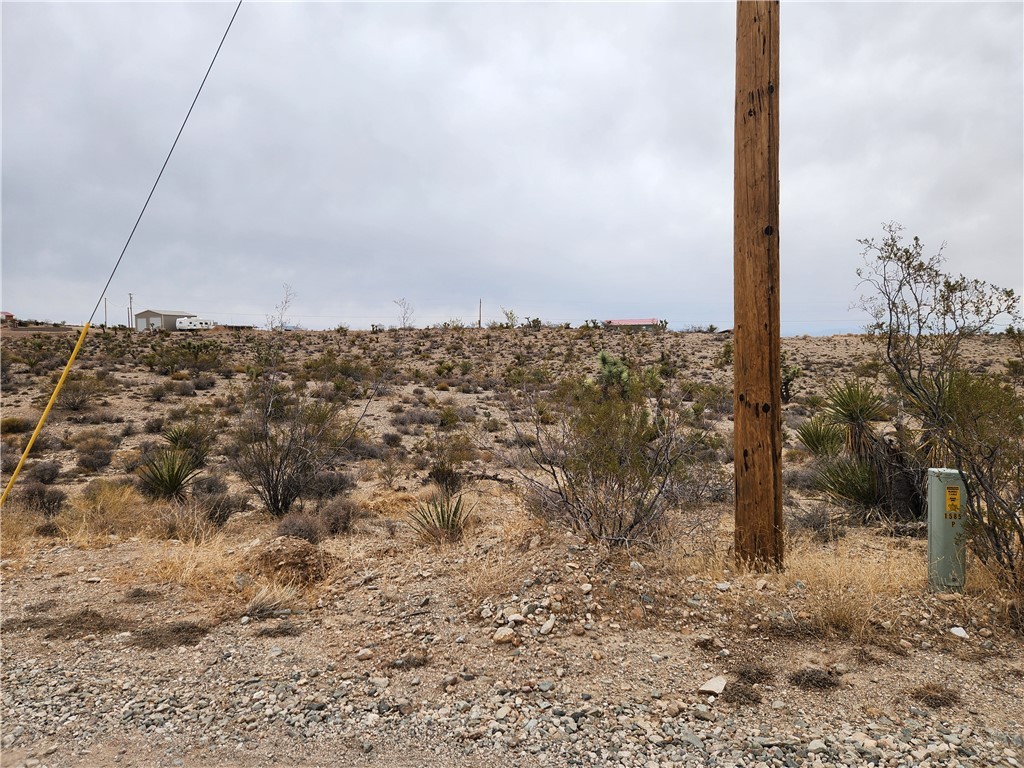 1585 W Promontory Drive