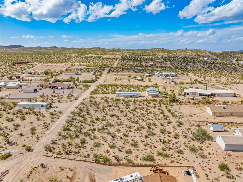 675 W Iceberg Canyon Drive