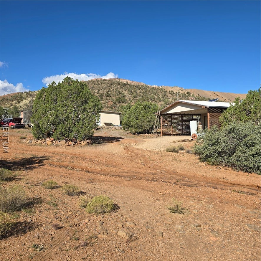 9475 E Hugunin Lane